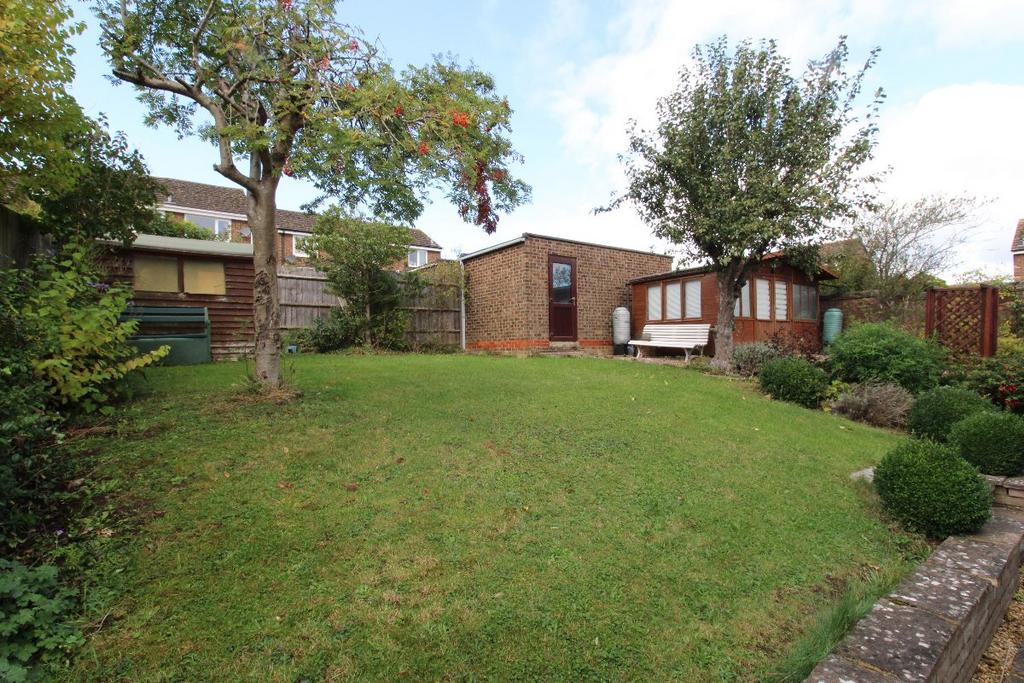 WEST SIDE RISE, OLNEY 3 bed detached house for sale £450,000