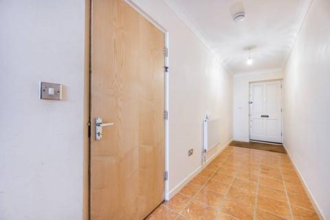 2 bedroom townhouse for sale, Lushington Lane, Eastbourne BN21