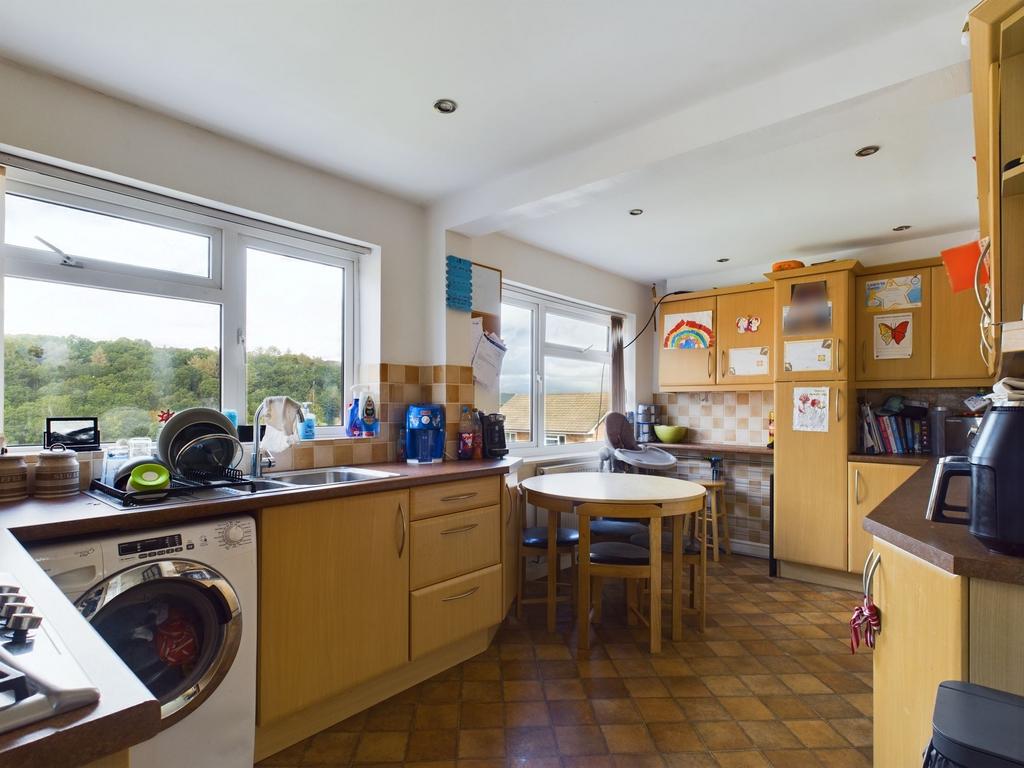 Hudsons View, Cinderford, GL14 3 bed semidetached house for sale £