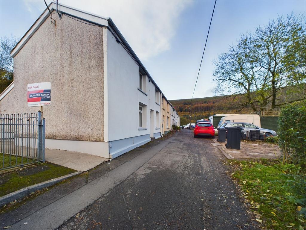 Quarry Row, Blaina, NP13 2 bed end of terrace house for sale £165,000
