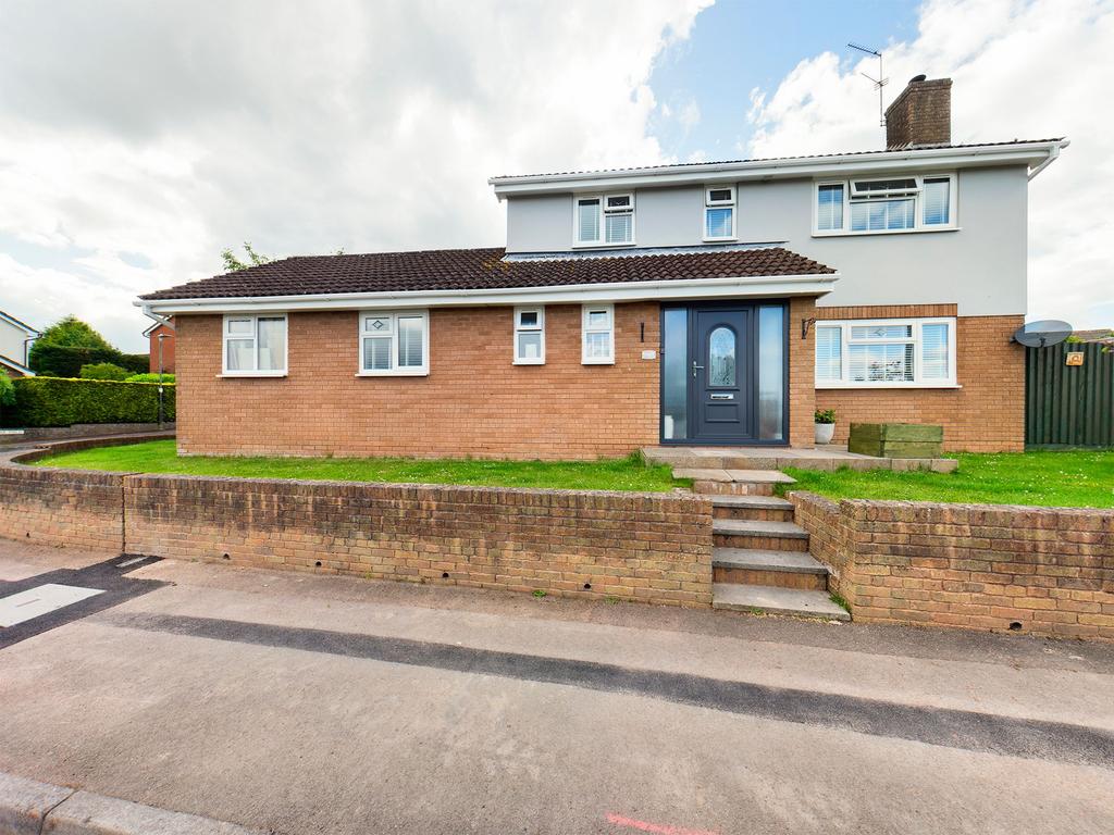 The Oak Field, Cinderford, GL14 5 bed detached house for sale £450,000