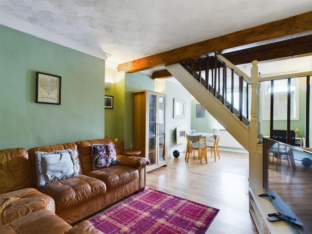 Excelsior Street, Waunlwyd, NP23 2 bed terraced house for sale £94,950