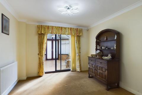 29 Brecon Heights, Victoria, Ebbw Vale, NP23 8WP