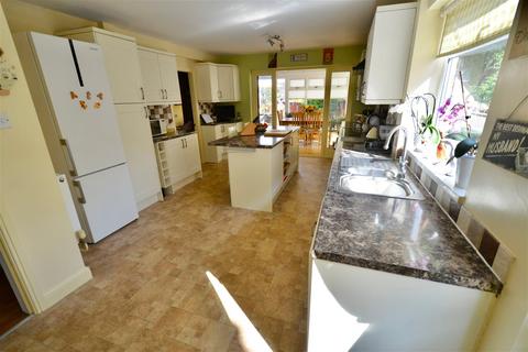 Huxley House Church Street, Wyre Piddle, Pershore, WR10 2JD