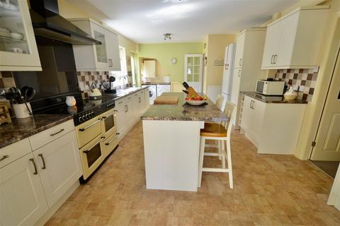 Huxley House Church Street, Wyre Piddle, Pershore, WR10 2JD
