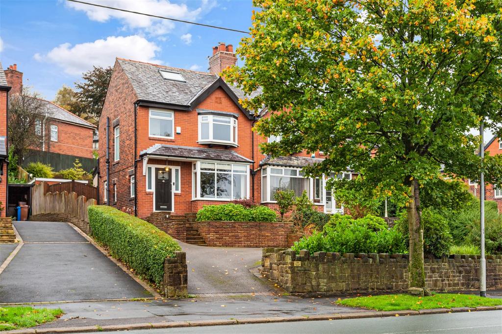 Oldham Road, Grasscroft, Saddleworth 3 bed semidetached house for sale