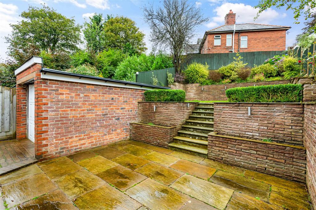 Oldham Road, Grasscroft, Saddleworth 3 bed semidetached house for sale £450,000