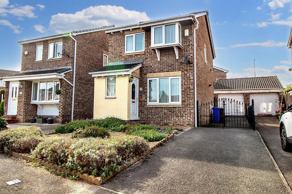 Willingham Gardens, Sothall, S20 3 bed detached house for sale £240,000