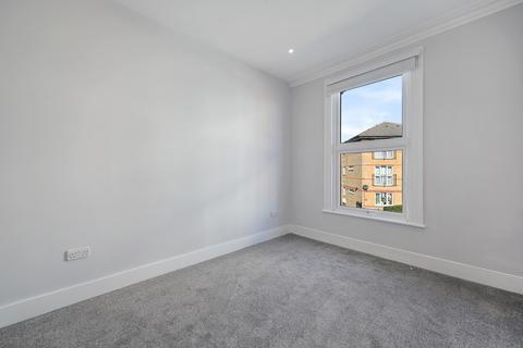 4 bedroom flat to rent - Dawes Road, London SW6