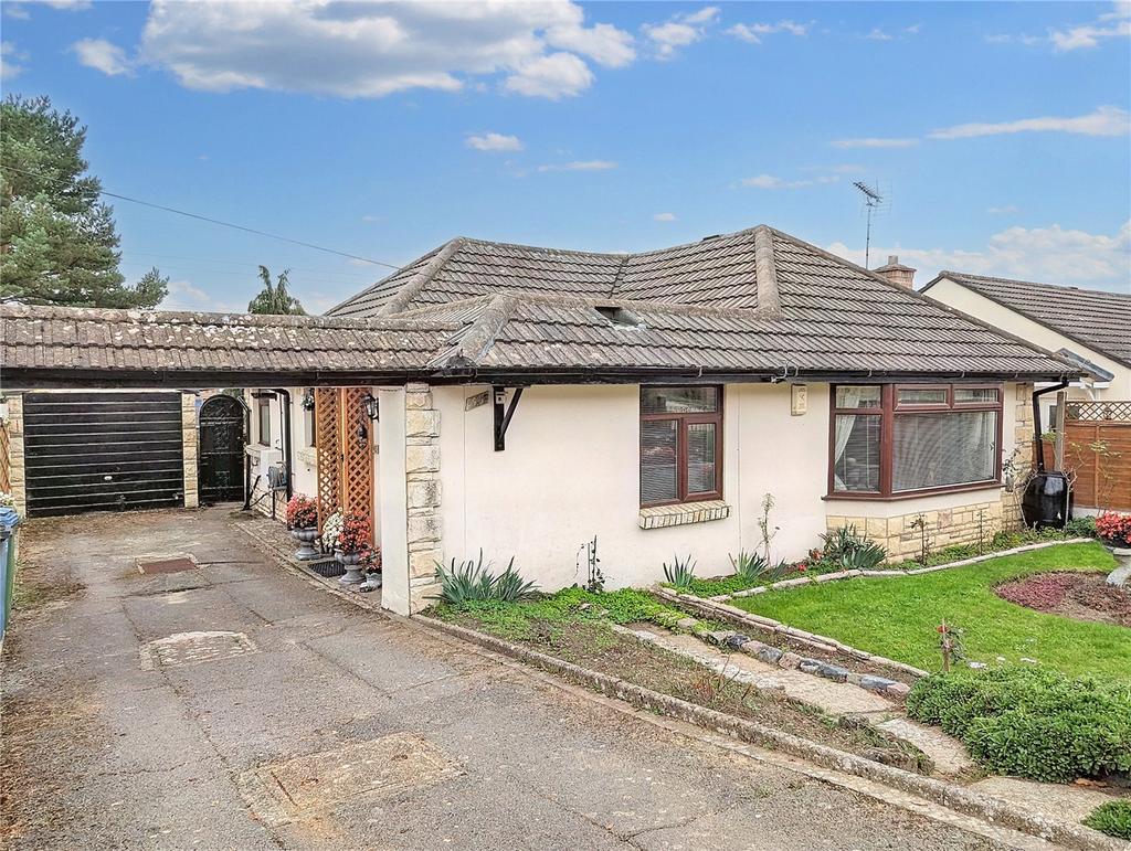 Bridport Road, Poole, BH12 2 bed bungalow for sale £300,000