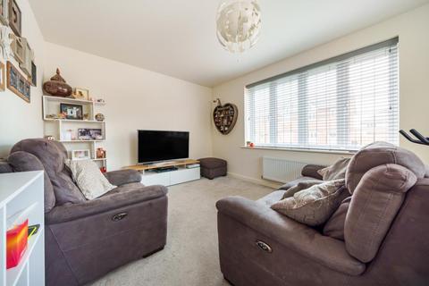2 Godwin Row, Brize Norton, Carterton, OX18 1NL