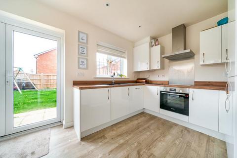 2 Godwin Row, Brize Norton, Carterton, OX18 1NL