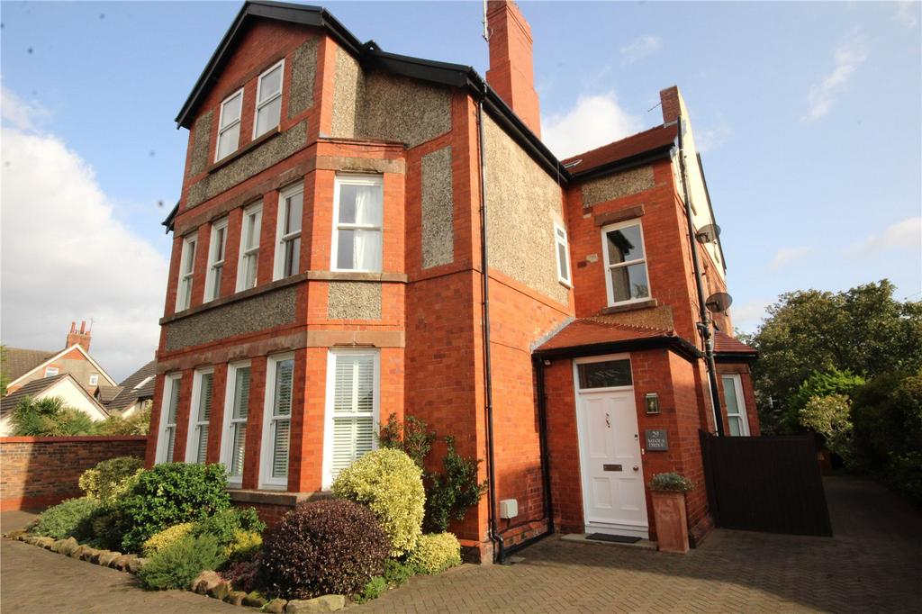 Meols Drive, Hoylake, Wirral, Merseyside, CH47 3 bed apartment for sale