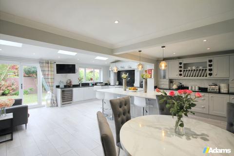 1 Aylsham Close, Widnes, WA8 4FF