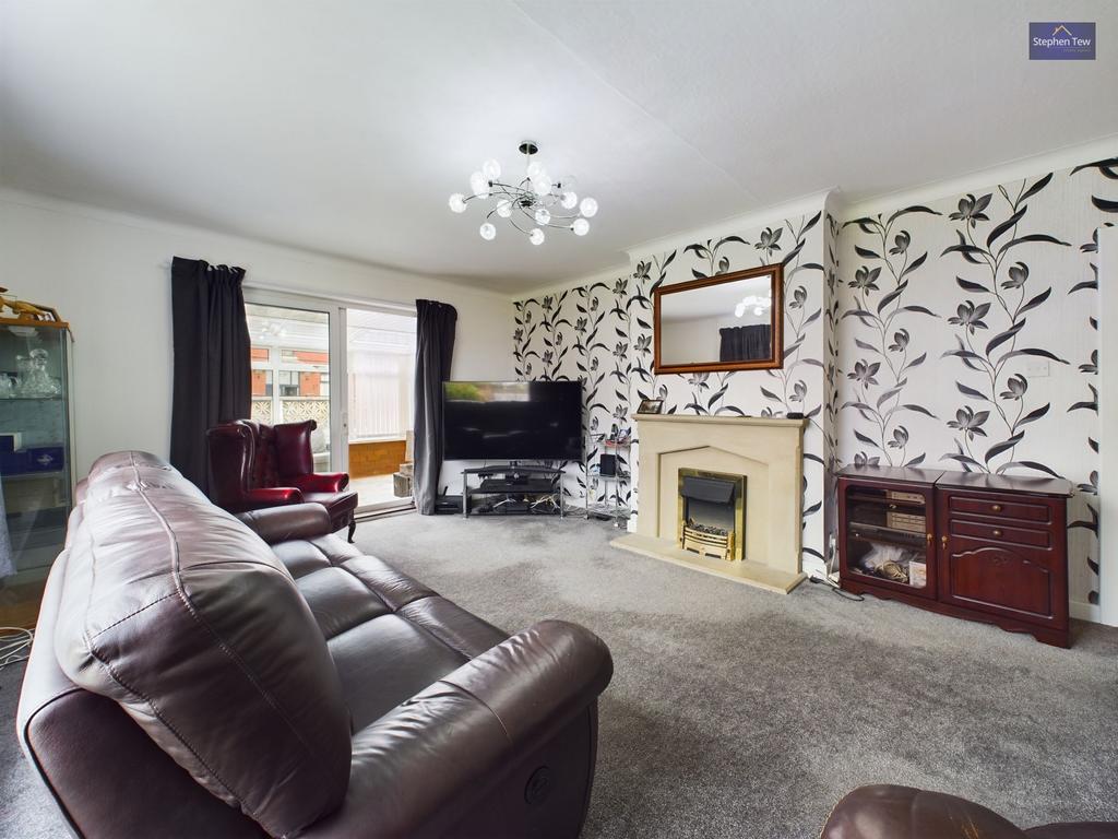 Lytham Road, Blackpool, FY4 4 bed detached house for sale £225,000