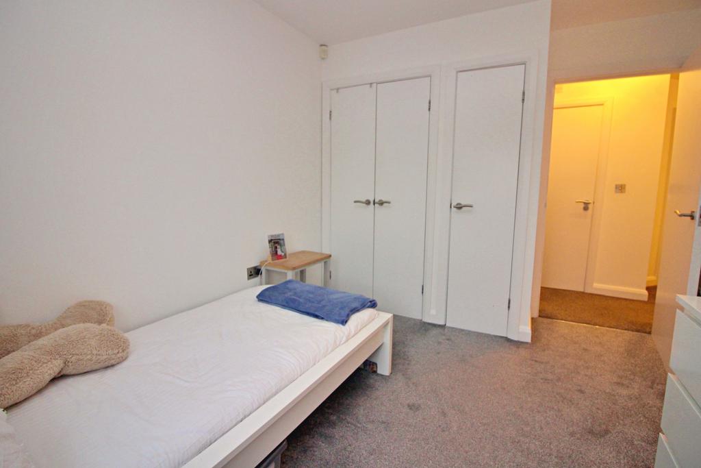 Bed2