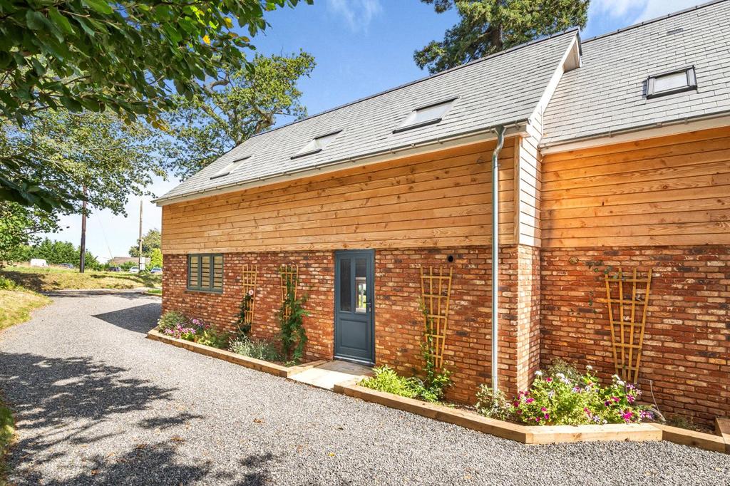 Ottery St Mary, Devon 2 bed semidetached house for sale £475,000
