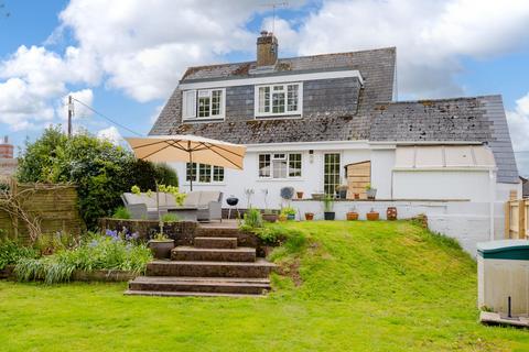 4 bedroom detached house for sale, Gaters Gardens, Sandford, EX17