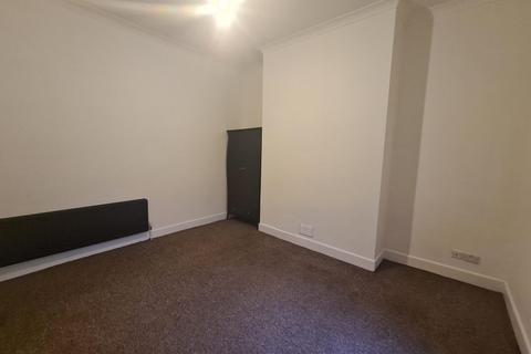 1 bedroom flat to rent, Brunswick House, Bournemouth