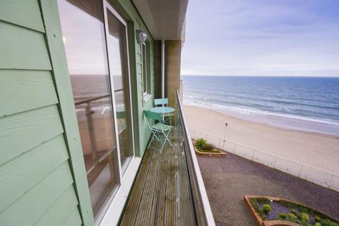 Honeycombe Beach