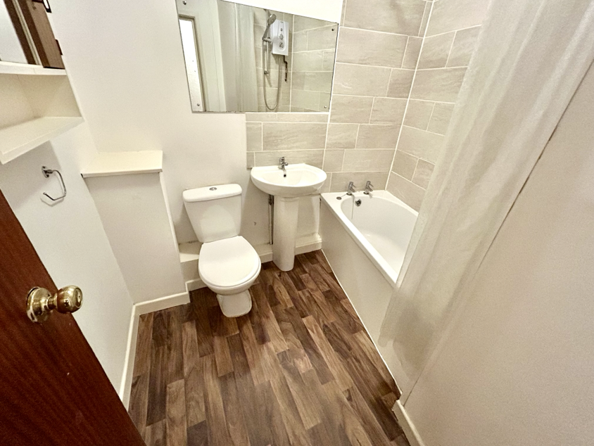 Apartment in Boscombe - View 3