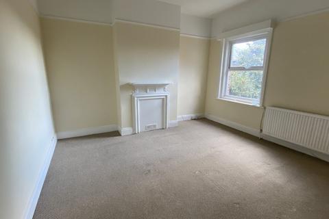 4 bedroom maisonette to rent, Christchurch Road