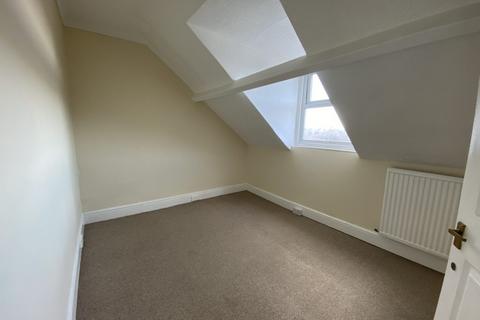 4 bedroom maisonette to rent, Christchurch Road
