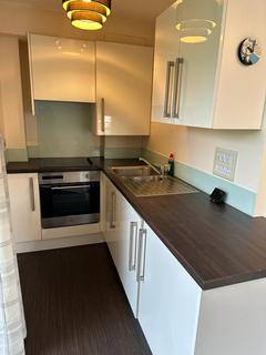 1 bedroom flat to rent, Crescent Road, Bournemouth