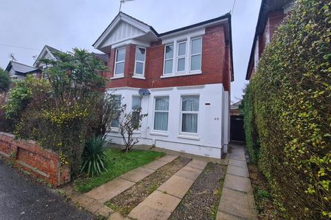 2 bedroom flat to rent, Chatsworth Road, Bournemouth