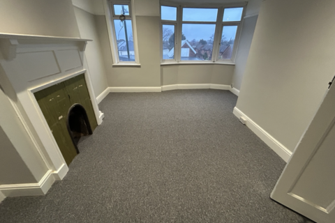 2 bedroom flat to rent, Holdenhurst Road, Bournemouth