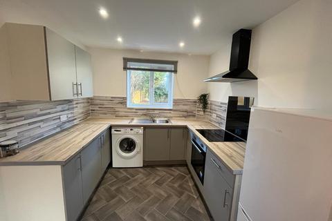 1 bedroom flat to rent, Methuen Close, Boscombe