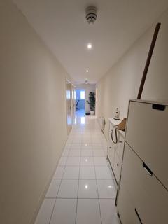 2 bedroom flat to rent, Honeycombe Beach, Boscombe