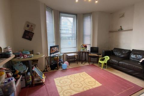 1 bedroom apartment to rent, Seashells