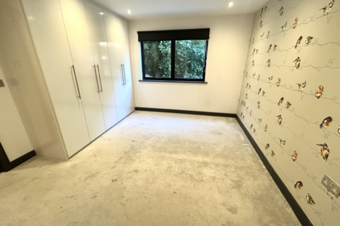 2 bedroom flat to rent, St Peters Road, Bournemouth Town Centre