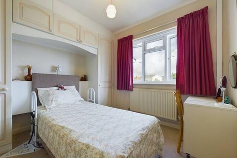 6 Bryn Castell, Radyr, Cardiff, CF15 8RA