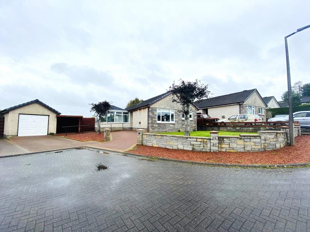 17 Calside Court, Dumfries, DG1 4AB 3 bed bungalow for sale £210,000