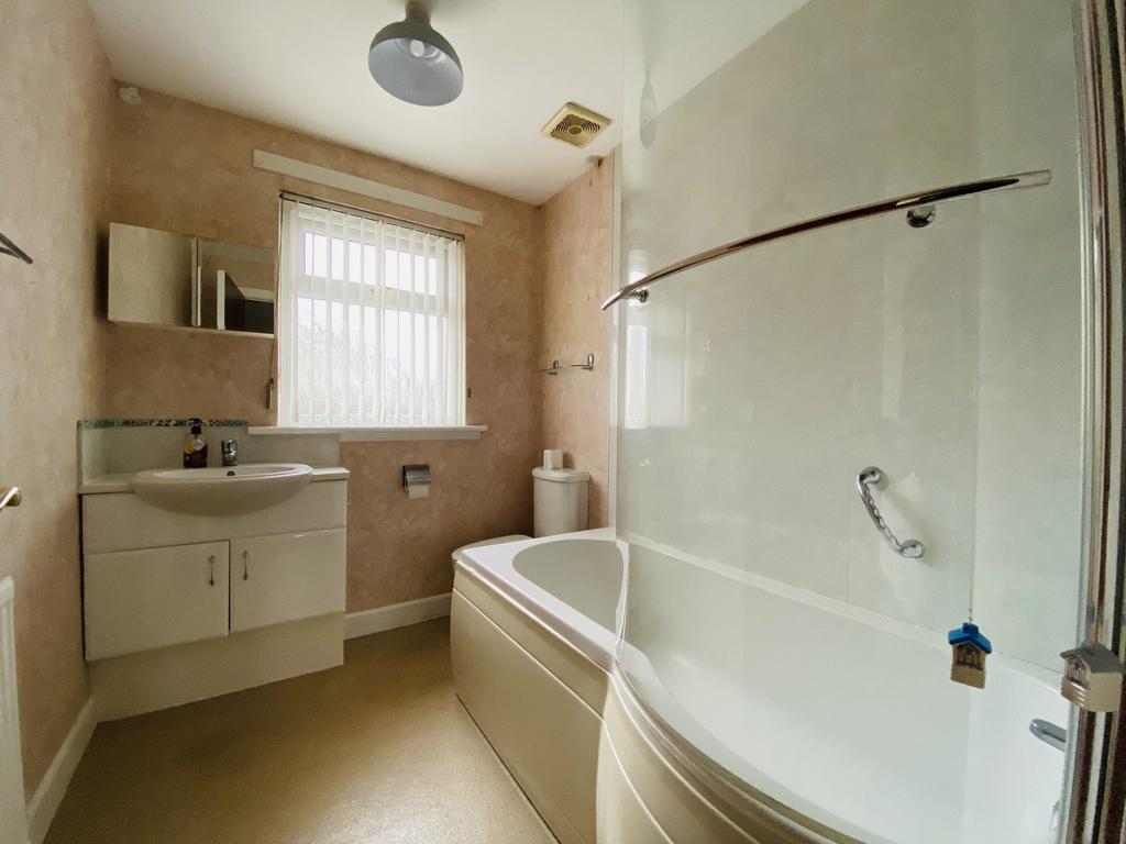 144 Georgetown Road, Dumfries, DG1 4 DT - Braidwood
