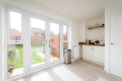 2 bedroom semi-detached house for sale, Tettenhall Way, Faversham, ME13