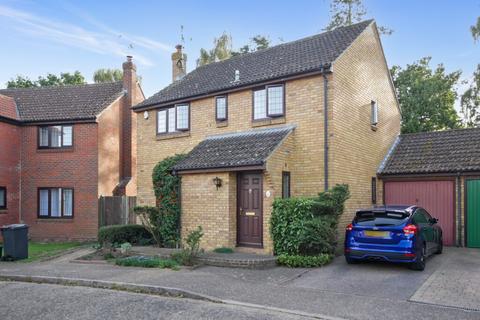 4 bedroom link detached house for sale, ATTRACTIVE FOUR BED LINKED DETACHED FAMILY HOUSE, WIDGEON PLACE KELVEDON COLCHESTER ESSEX