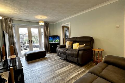 22 Anbrook Crescent, Hucclecote, Gloucester, GL3 3HL