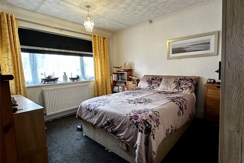 22 Anbrook Crescent, Hucclecote, Gloucester, GL3 3HL