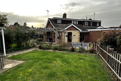 22 Anbrook Crescent, Hucclecote, Gloucester, GL3 3HL
