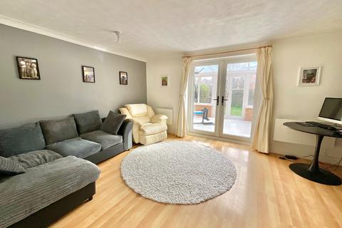 undefined, Charnwood Close, Daventry, NN11 9TW