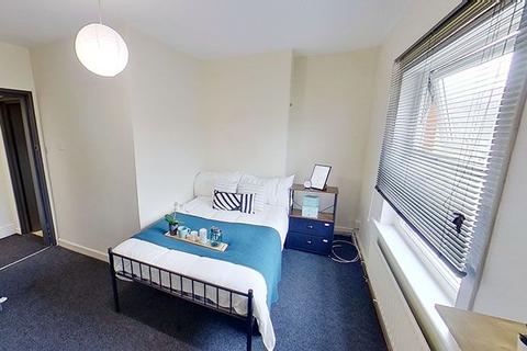 5 bedroom house to rent, 92 Portland Road, Nottingham, NG7 4GP