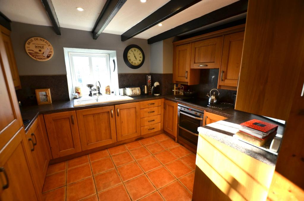Helland, Bodmin, Cornwall, PL30 3 bed cottage for sale £350,000