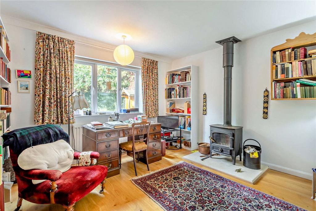 Bainton Road, Tallington, Stamford, PE9 4 bed bungalow for sale £525,000