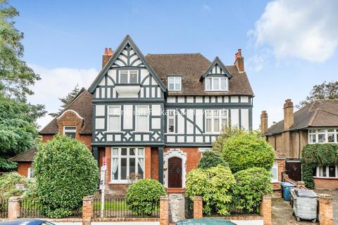 Flat F, 7 Oaklands Road, Bromley, BR1 3SJ