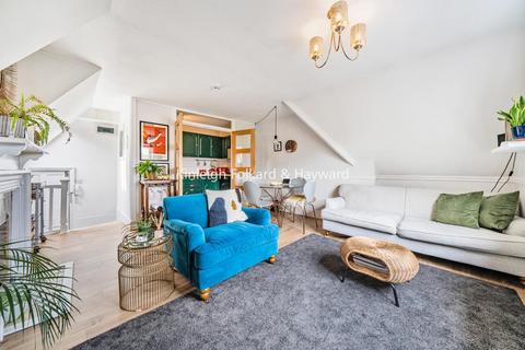 Flat F, 7 Oaklands Road, Bromley, BR1 3SJ