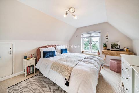 Flat F, 7 Oaklands Road, Bromley, BR1 3SJ