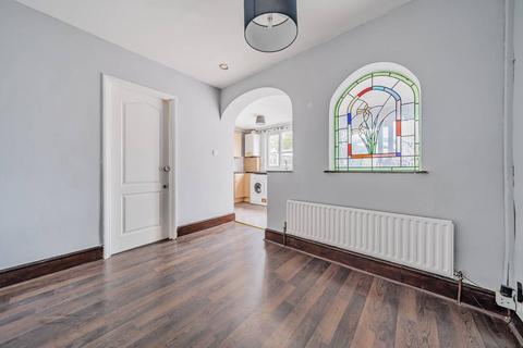86 Hampton Road, London, E4 8NR